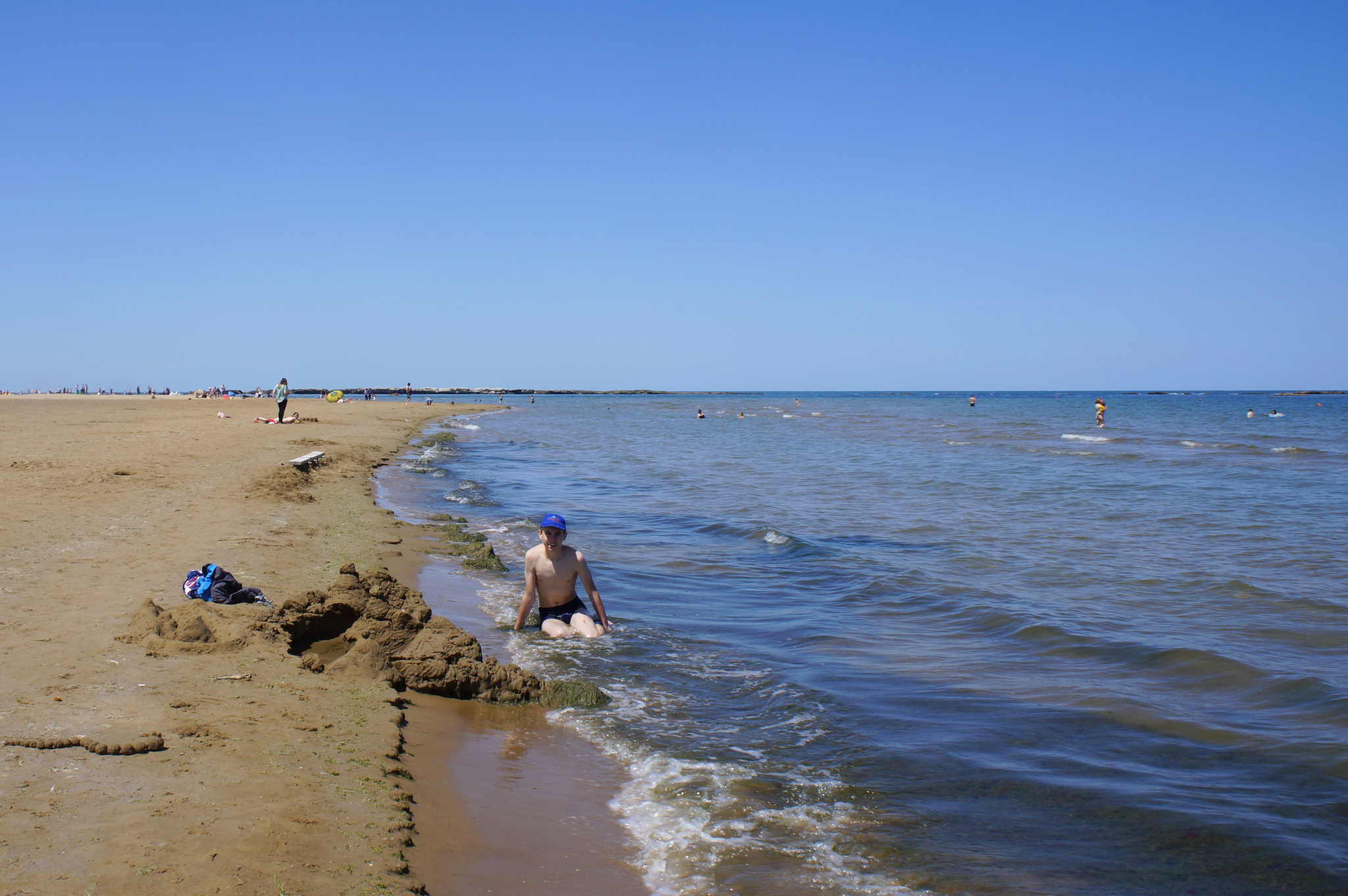 Каспийское море избербаш. Дикий пляж Избербаш. Дикие пляжи Каспийского моря. Дикие пляжи на Каспийском море. Дикие пляжи Дагестана на Каспийском море.