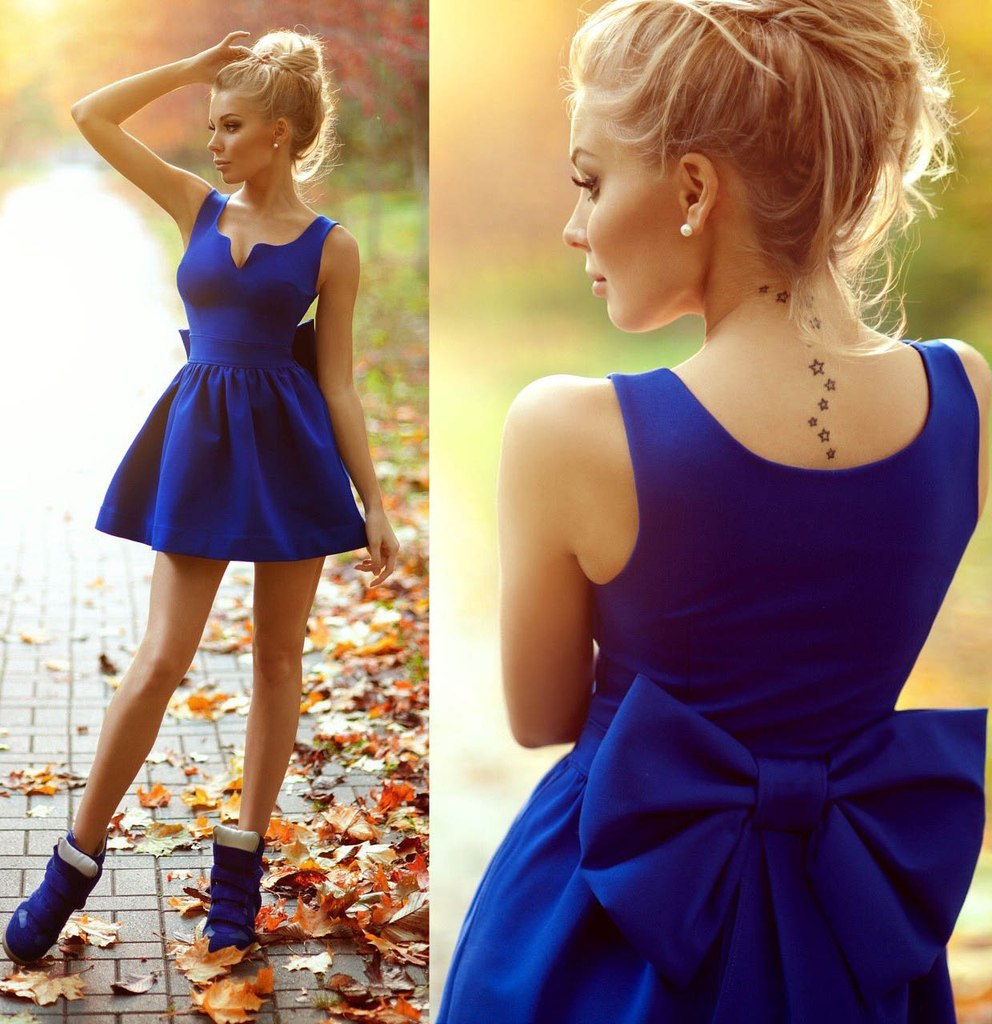 Прическа на юбилей в синем платье