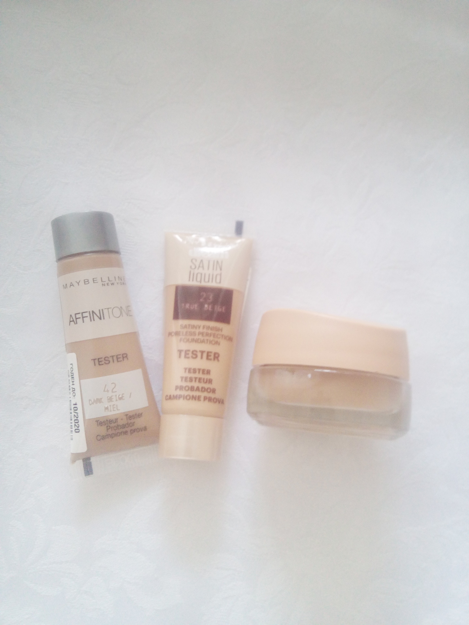 тональный крем в золотом яблоке. тональник виды. палитра тонального крема кларанс. флюид люмене fair. тональный крем в золотом яблоке.