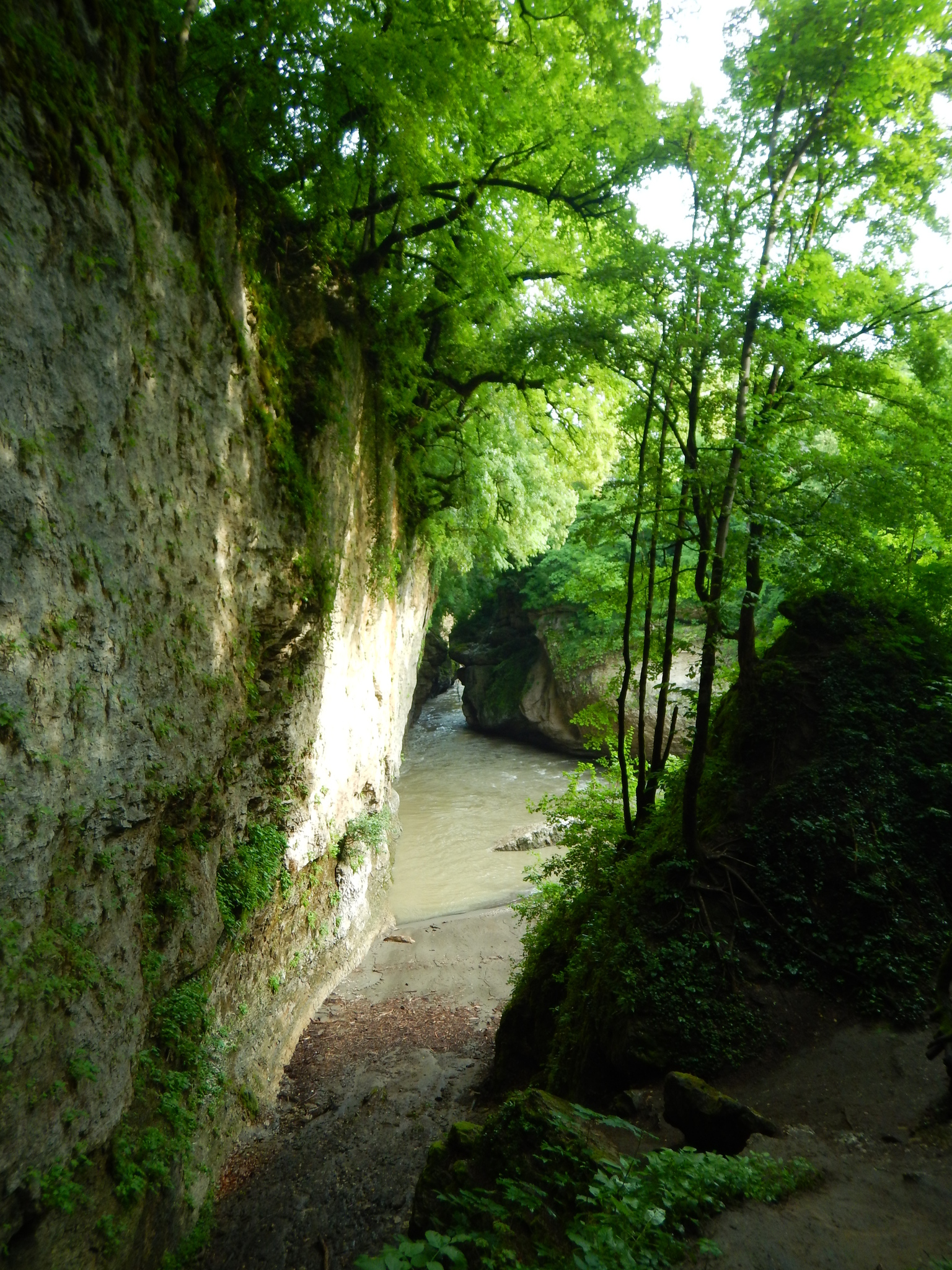 Ущелья и водопады Краснодарского края
