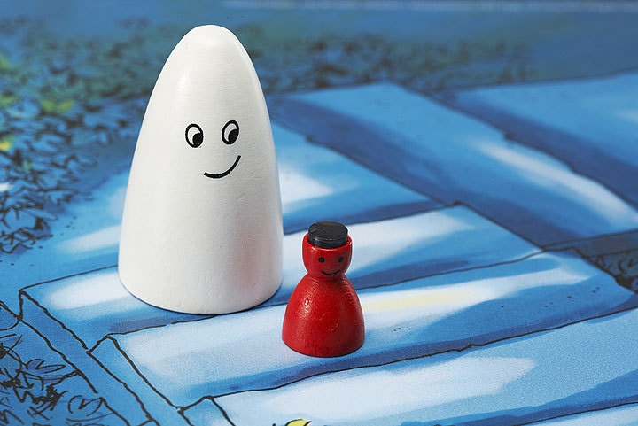 лестница с привидениями. лестница с привидениями. лестница с привидениями настольная. The stairs worn. Drei magier лестница привидений.