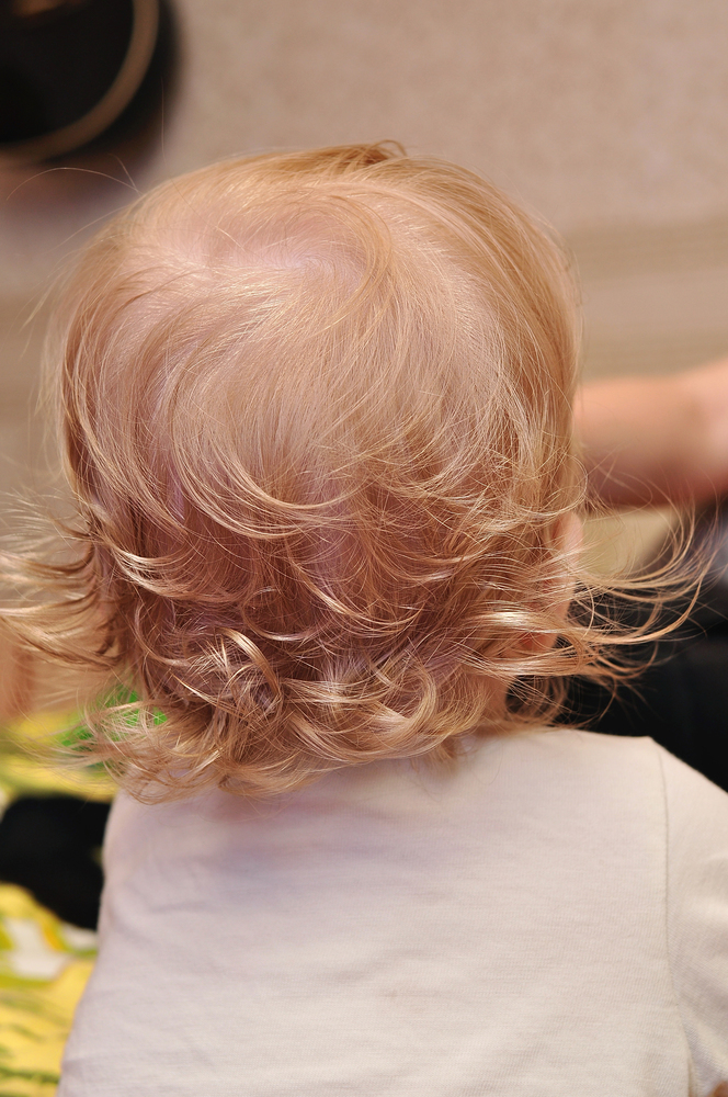 Как понять что у ребенка будут кудрявые волосы