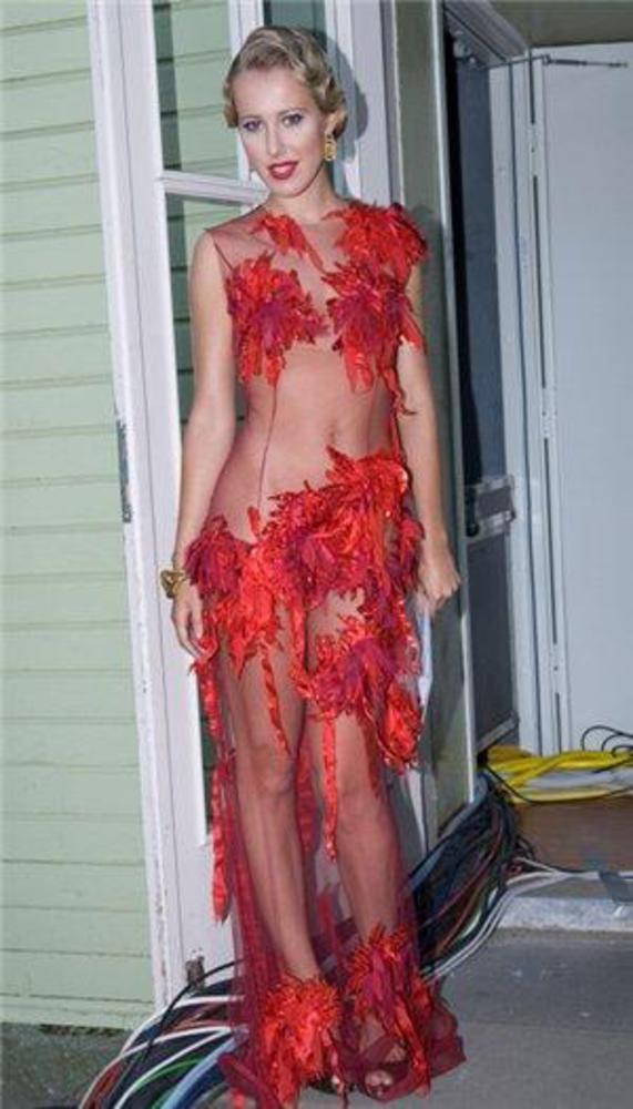 Ксения собчак в красном платье